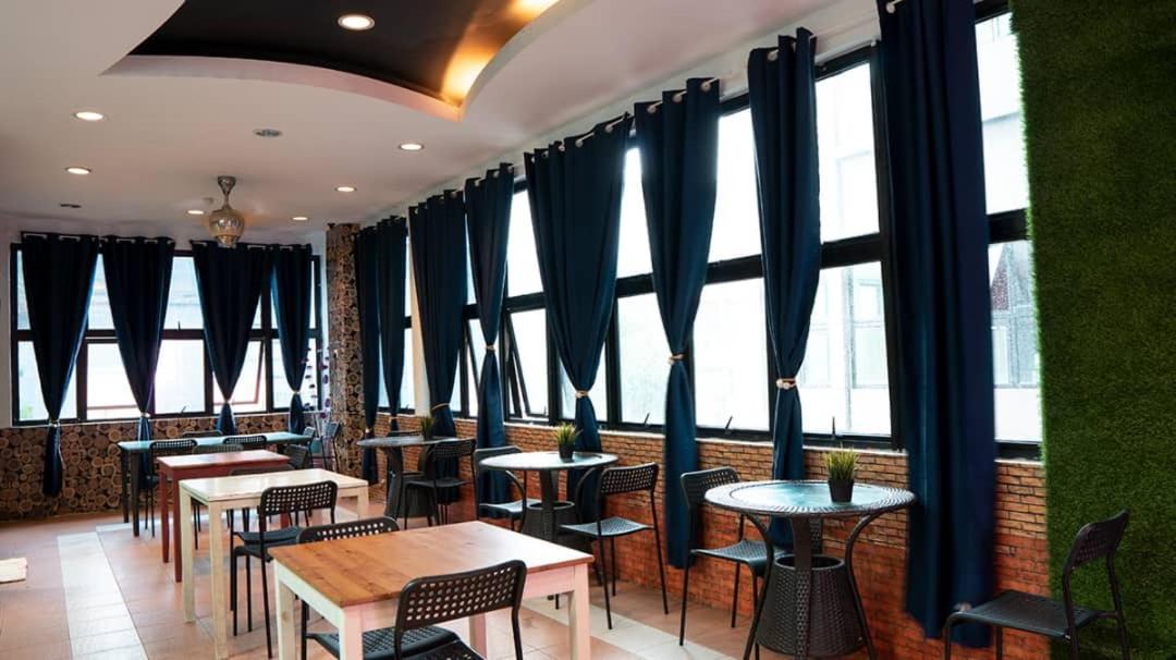 סובאנג ג'איה New Town Hotel Usj Sentral מראה חיצוני תמונה