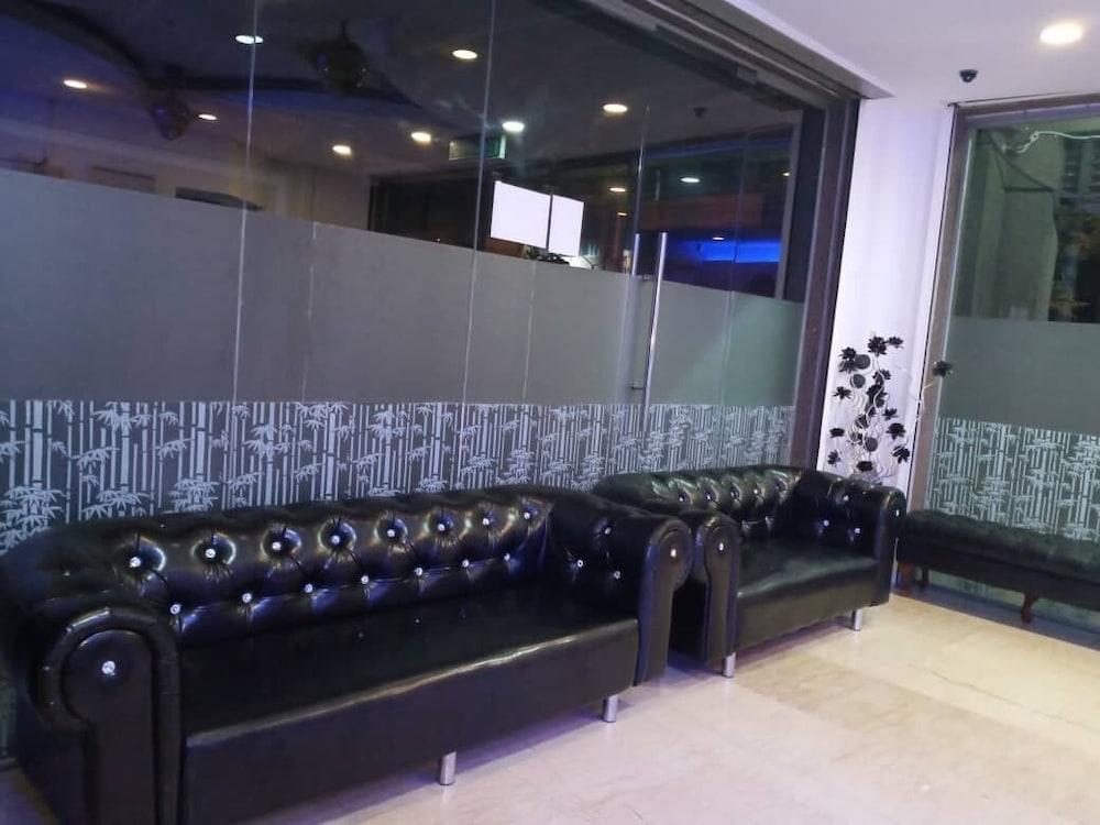 סובאנג ג'איה New Town Hotel Usj Sentral מראה חיצוני תמונה